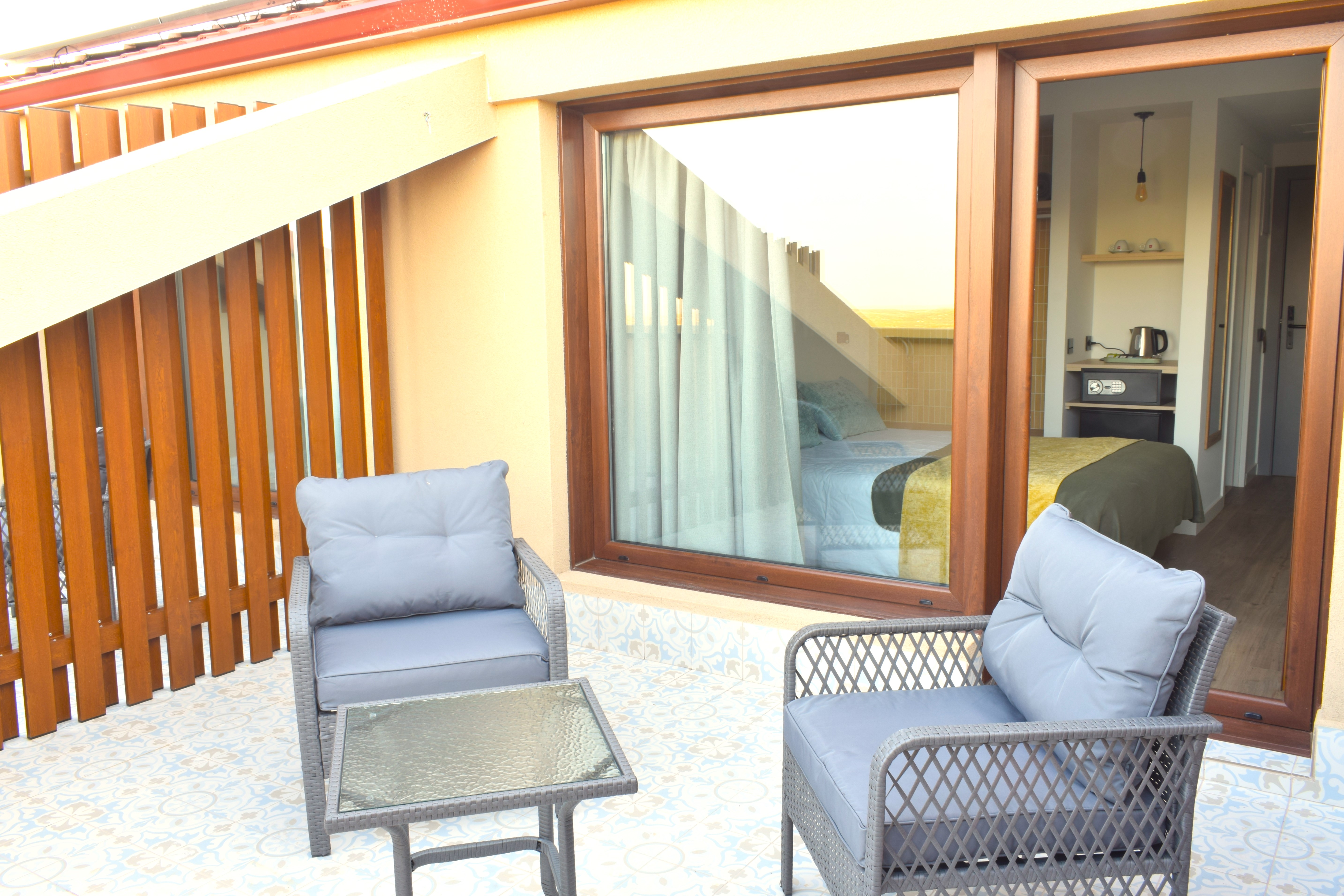 DOBLE ESTANDAR CON TERRAZA (2)